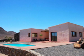 VILLA FUERTEVENTURA Fantástica Villa vistas al mar piscina climatizada